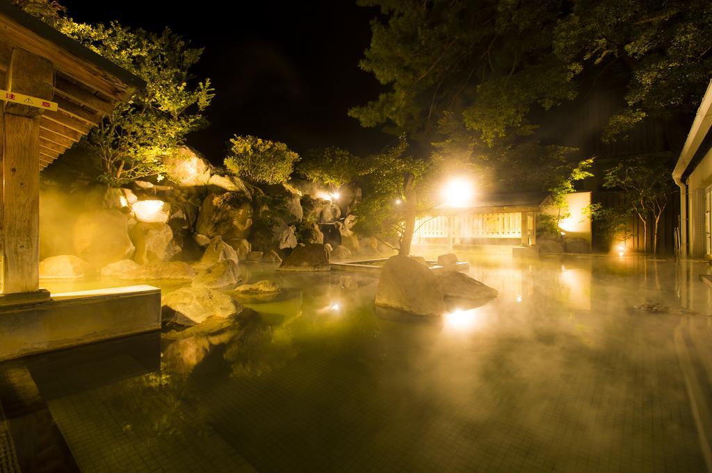 Shiragiku Hotel Beppu Buitenkant foto