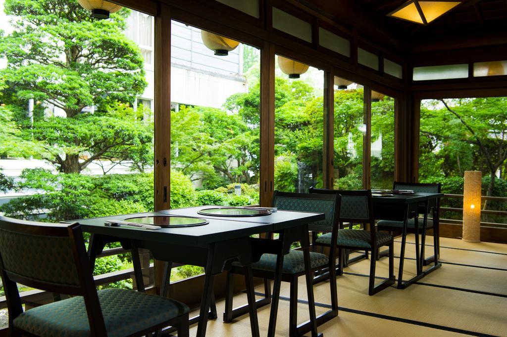Shiragiku Hotel Beppu Buitenkant foto