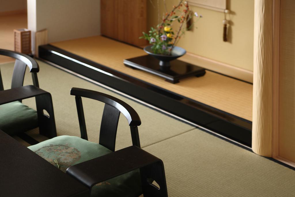 Shiragiku Hotel Beppu Buitenkant foto